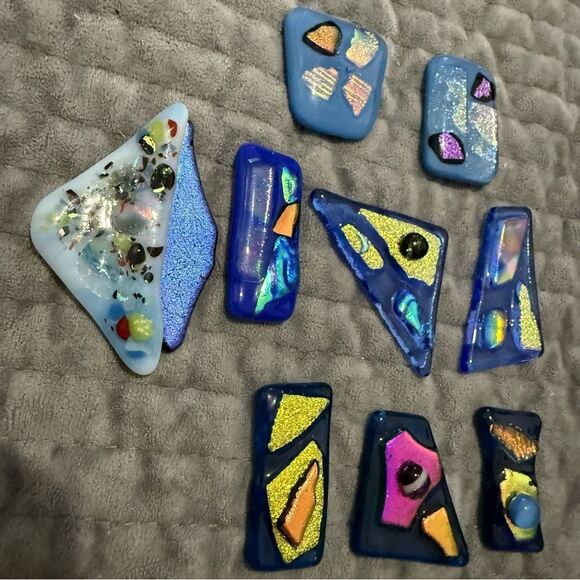 Set of 9 Blue Fused Dichroic Glass Cabochons –Iridescent Handmade Jewelry Pieces - Picture 12 of 16